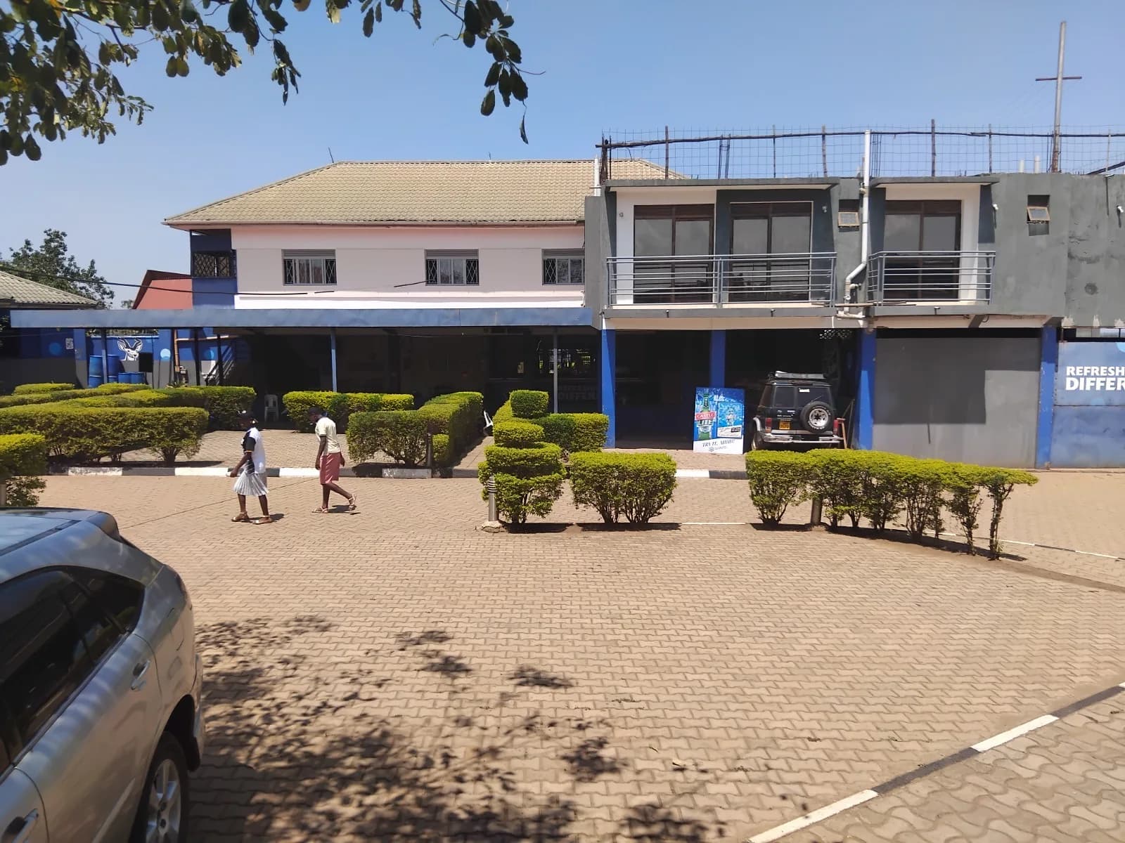 Sina Makosa in Mbale